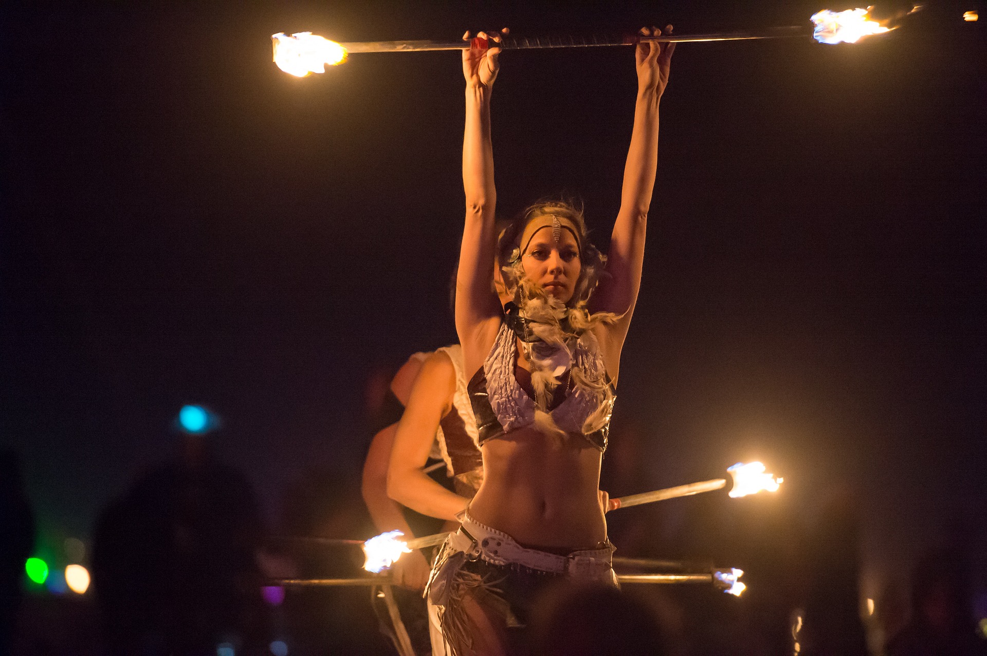 Pentagrama de Zafiro y Obsidiana (My Beautiful Fire Dancer)