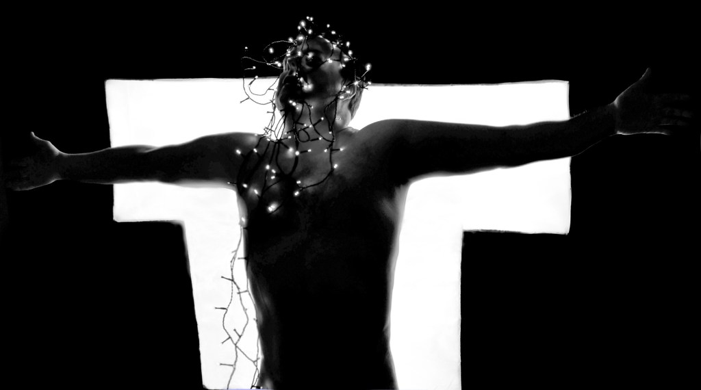 Tercer Acto (Amor para Ateos, pero Sólo al&nbsp;Callar)